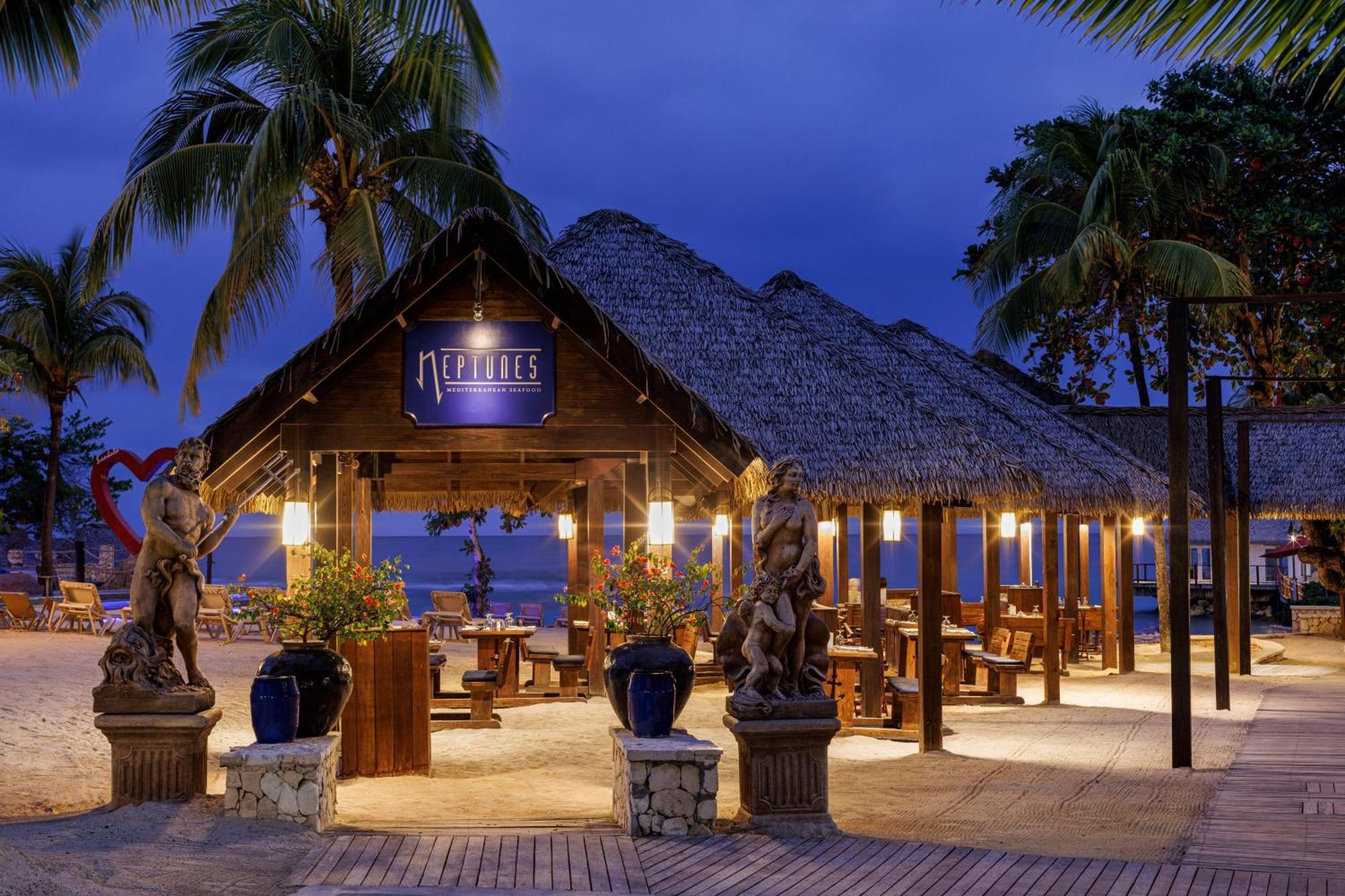 אוצ'ו ריוס Sandals Ochi Beach All Inclusive Resort - Couples Only (Adults Only) מראה חיצוני תמונה