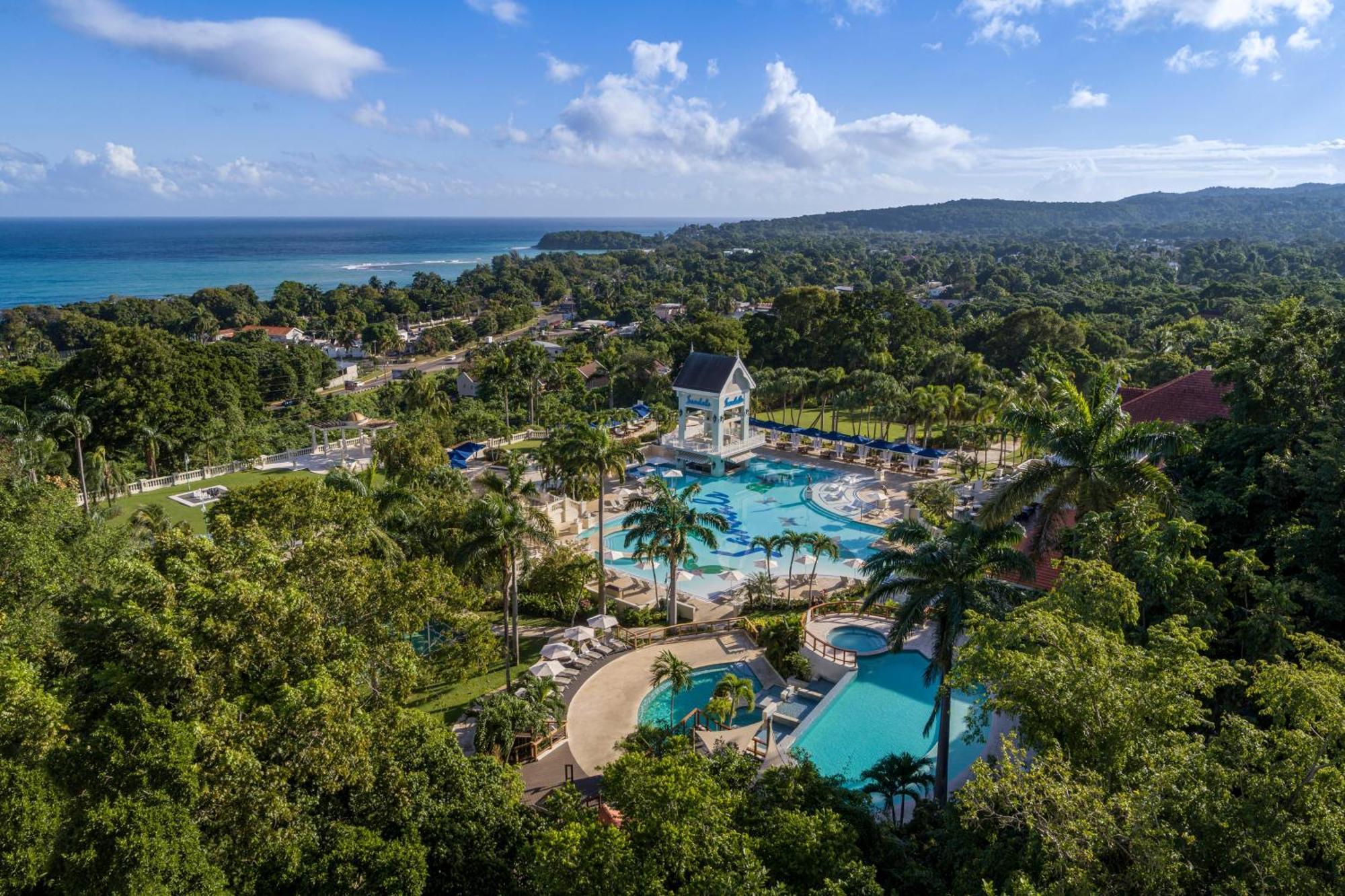 אוצ'ו ריוס Sandals Ochi Beach All Inclusive Resort - Couples Only (Adults Only) מראה חיצוני תמונה